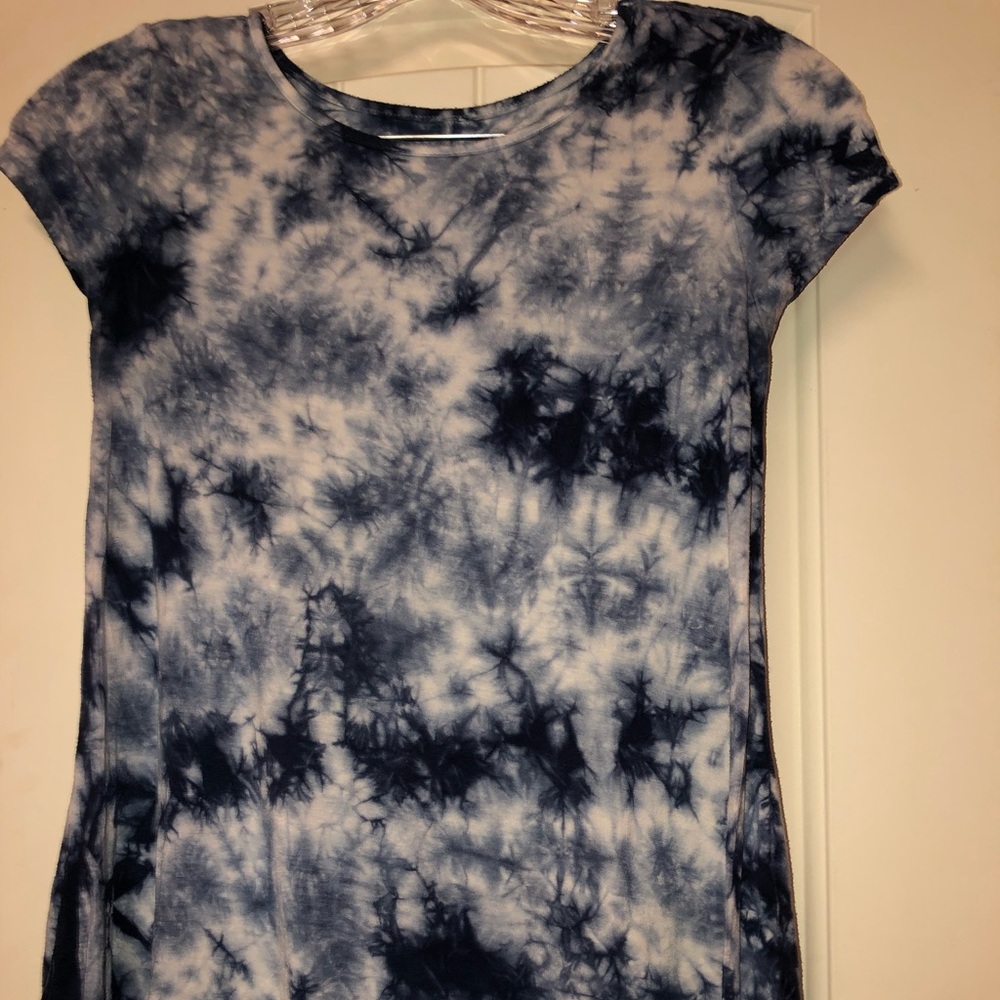 Justice tie die top